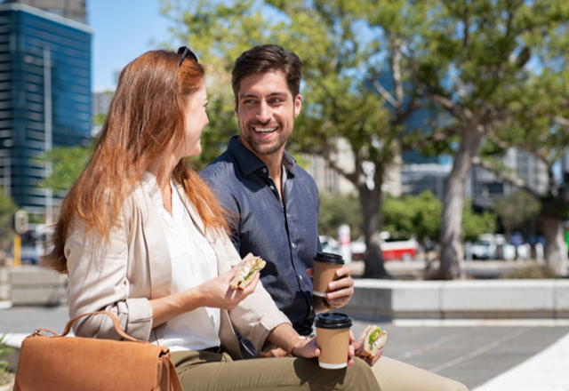「好きになっちゃう…」男性が”女性に言われて嬉しい言葉”って？