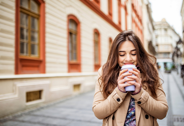「まさに理想！」男性が思う“一緒にいて癒される彼女の特徴”とは？