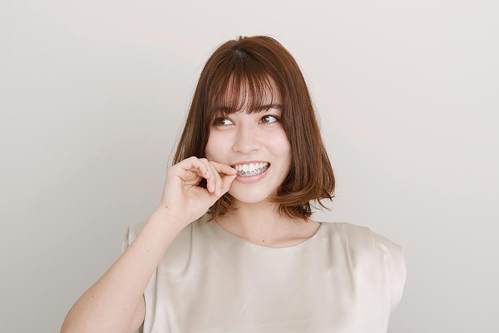 【PR】話題のマウスピースを使ったエミニナル矯正にかかる費用はいくら？