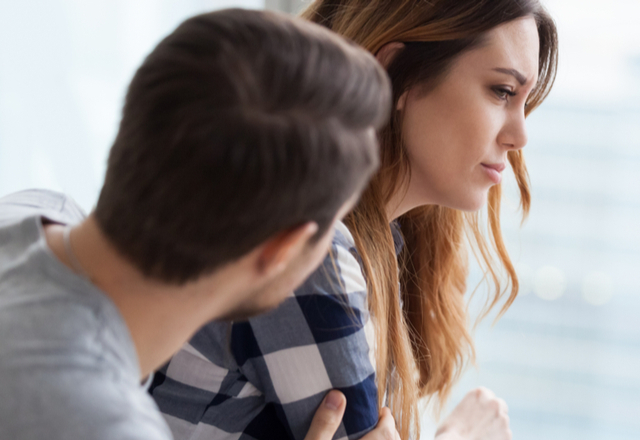 【感動…！】電車で突然体調不良…途中下車してベンチに倒れこんだ私に、声をかけてくれたのは…？＜見ず知らずの人に救われた話＞
