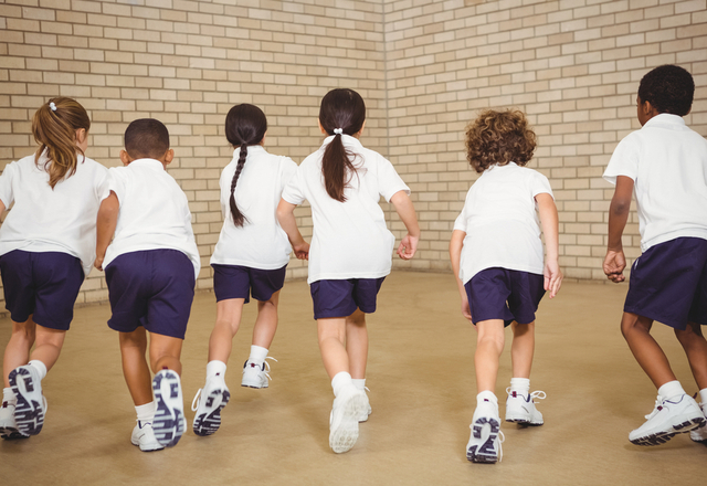 【バレーの授業で救急車出動！？】参加したい保護者は中に入ってと言われて…＜実録！忘れられない参観日の事件＞