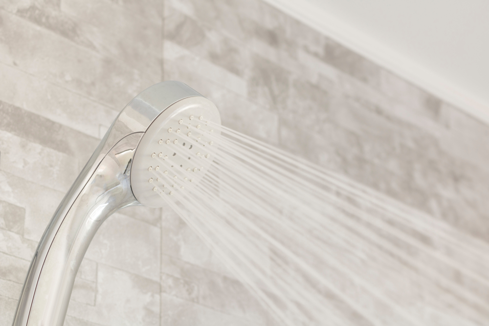 【シャワーを活用し3,000円の節約！】ガス代の節約術3選