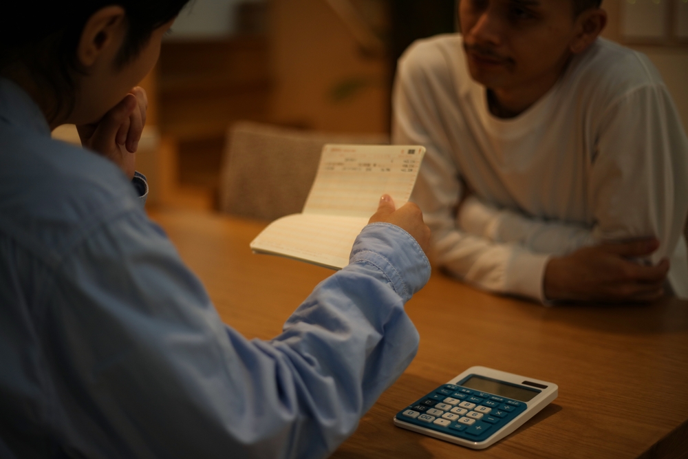 26歳・会社員「全て追加料金が必要…！？」ブライダルフェアに行くと、急にその場で撮影が始まった…＜ブライダルフェアでの後悔2選＞