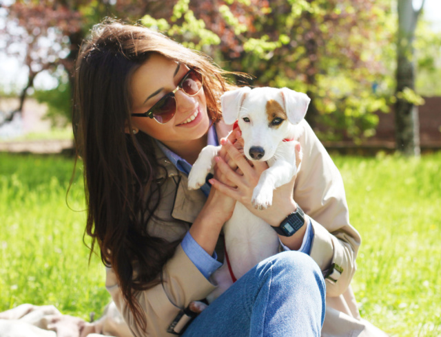 「メンタルを保つ＆幸せでいられるための方法は？」読者の回答は…「猫のお世話をすること」「アイドルのキラキラした姿を見ること」