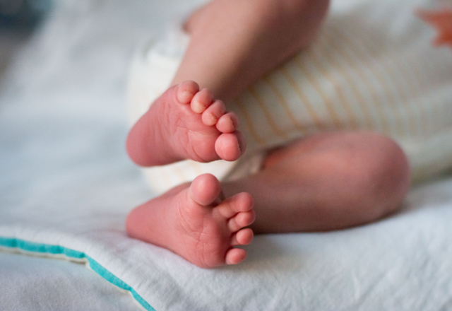 【まさか!の出産レポ】朝10時に入院したもののお産が進まず、分娩室に入ってからは30分で出産!(産婦人科医監修)