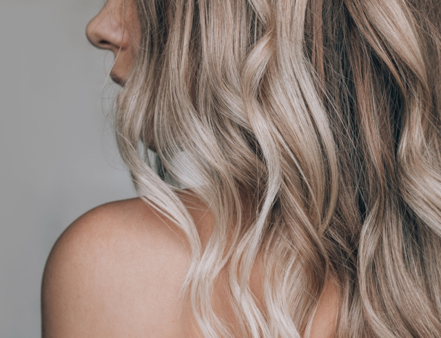 約9割の女性が「“性交痛を感じたこと”がある」→そして約3割が「痛くても我慢する」と回答…！？（PR）