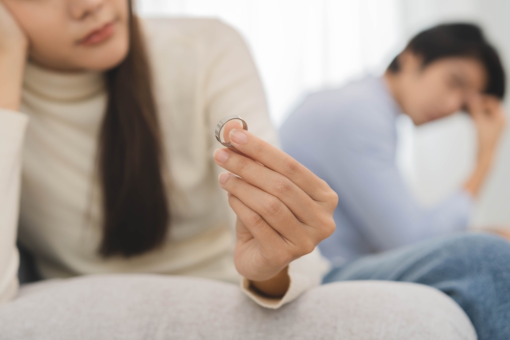 【ドン引き…】マッチングアプリの登録5つ以上？仕事と嘘をつき浮気をしていた彼