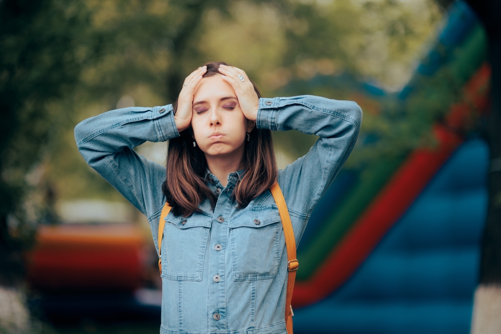 ＜経血が漏れた！！＞“生理中”に遊園地のアトラクションに乗ったら…違和感。急いでトイレに駆け込むと…！
