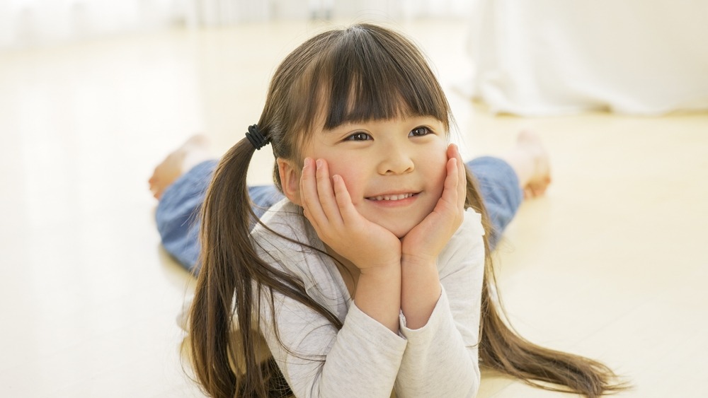 7ヶ月の息子がずり這いしながら危ない行動を！？すると…「ダメー！」5歳のナイスな対応とは