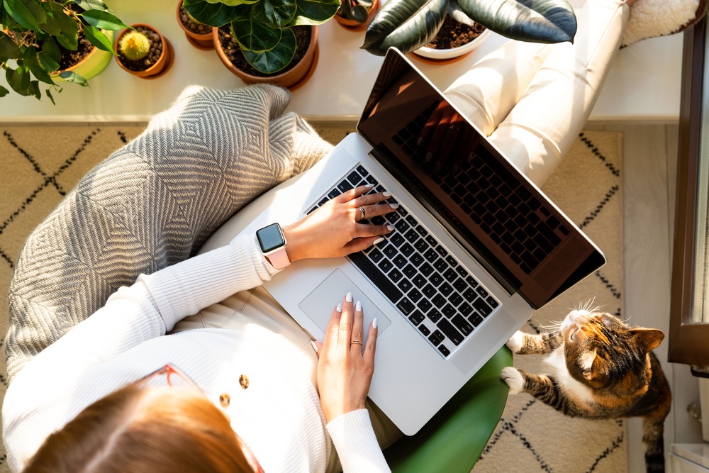 「挫折しそうになったけど…」オンラインスクールに挑戦した結果