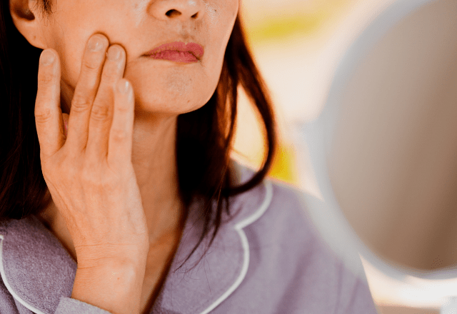 30代妻「シミが気になって」何気なく夫に話すと…⇒思いがけない言葉が！？