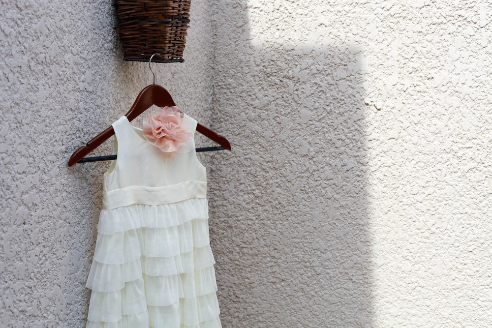 「好みじゃないのに」2歳の娘宛にフリフリの服を送ってくる母…→叔母からのまさかの助け舟に「モヤモヤが晴れました」