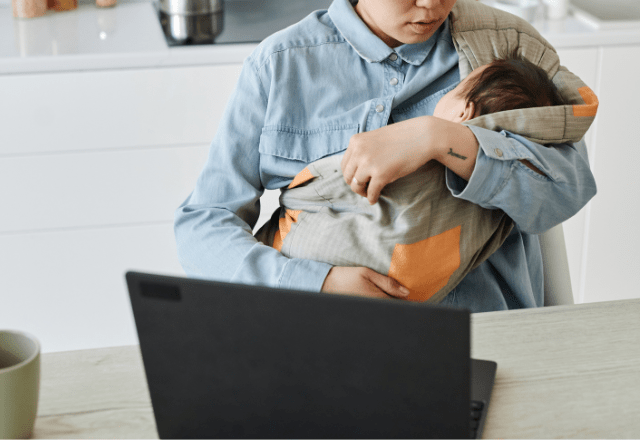 仕事と育児を両立。「預けるのは早い」指摘されるも…→女性の心境の変化とは