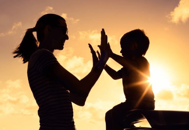 子どもの自己表現を教育する親。不快な冗談を言われた瞬間⇒我が子の”まさかの発言”に感心！