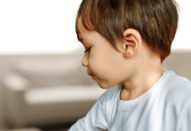 70代の祖父母の家に帰省　コタツでウトウトしている祖父⇒その姿を見た”孫の行動”に「可愛らしい」「親のマネかな」