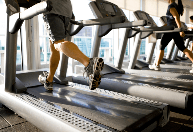 学生時代、筋トレ不足だったけど…⇒ジムに通い始めた結果「自信になった」